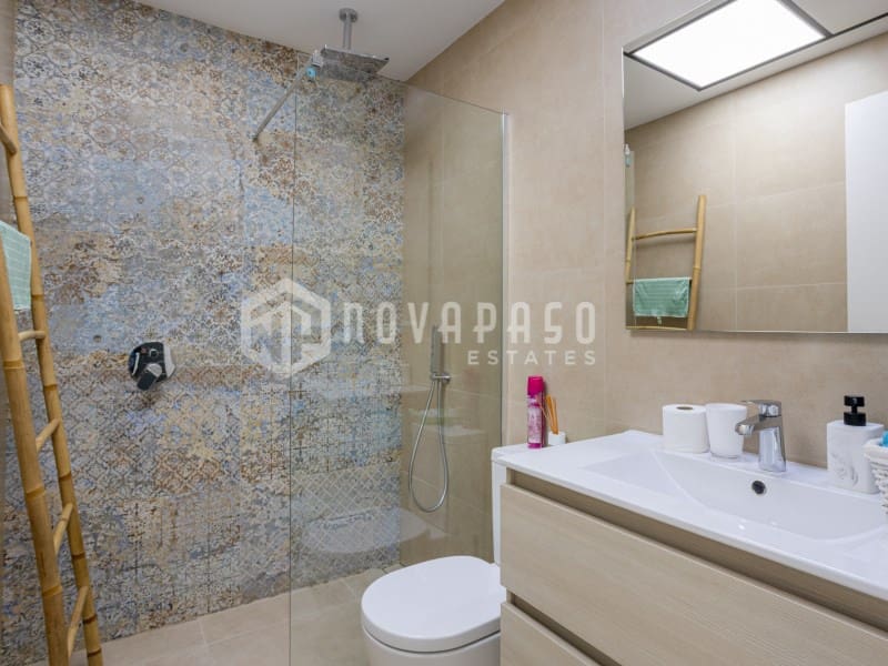 Huis te koop in Benijofar - € 439.000 (Ref: 9677081)