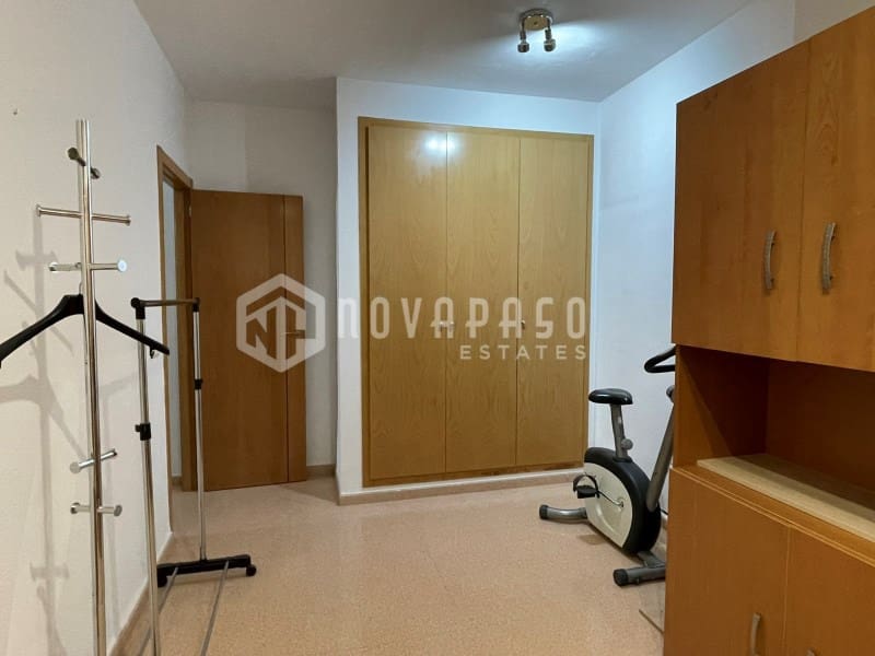 2 chambre Appartement à vendre à Alicante ville - 170 000 € (Ref: 9804171)