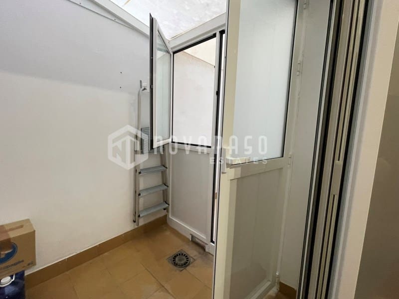 2 chambre Appartement à vendre à Alicante ville - 170 000 € (Ref: 9804171)