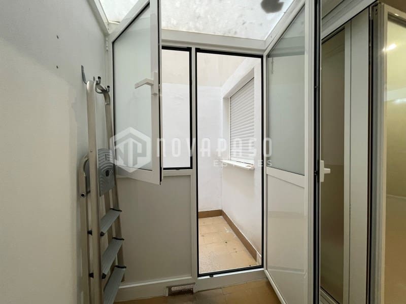 2 chambre Appartement à vendre à Alicante ville - 170 000 € (Ref: 9804171)