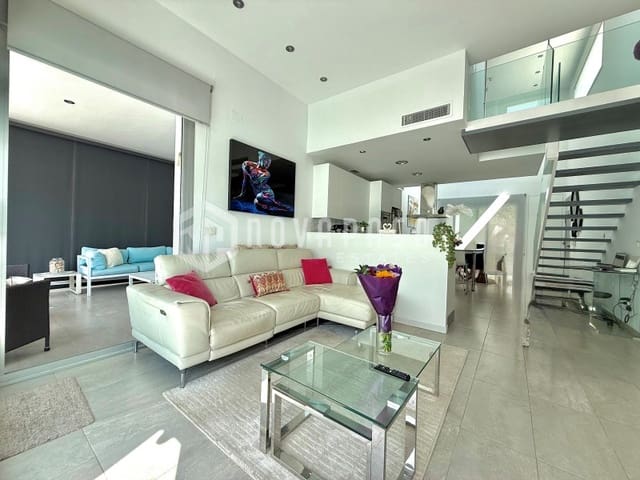 3 sovrum Villa till salu i Dolores med pool - 369 000 € (Ref: 9896597)