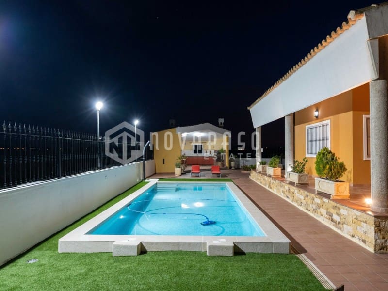 5 bedroom Finca/Country House for sale in Orihuela - € 675,000 (Ref: 9972999)