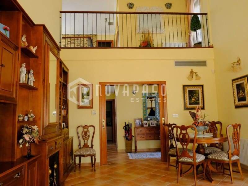 5 bedroom Finca/Country House for sale in Orihuela - € 675,000 (Ref: 9972999)