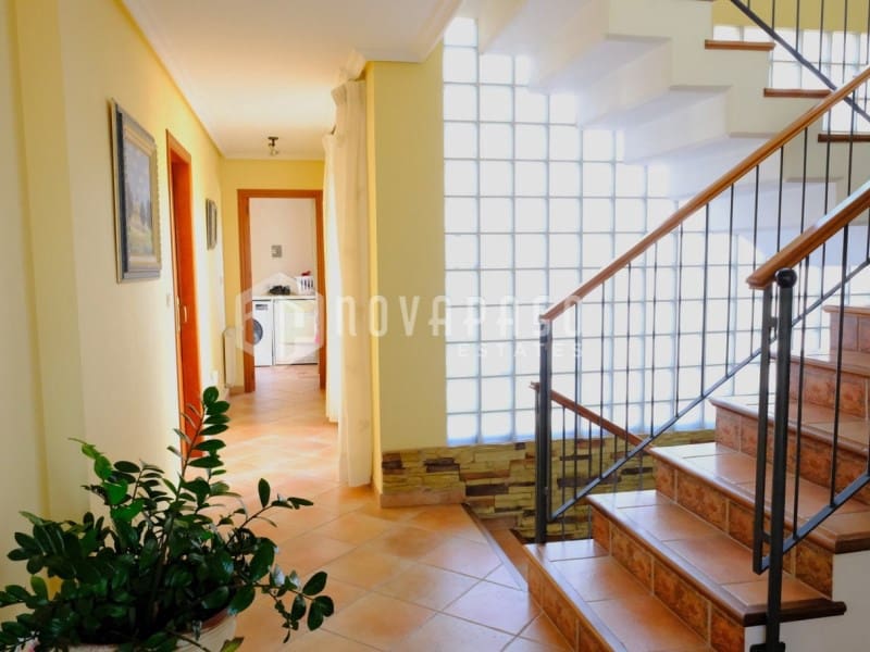 5 bedroom Finca/Country House for sale in Orihuela - € 675,000 (Ref: 9972999)