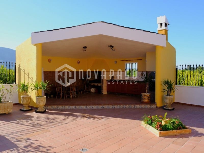 5 bedroom Finca/Country House for sale in Orihuela - € 675,000 (Ref: 9972999)
