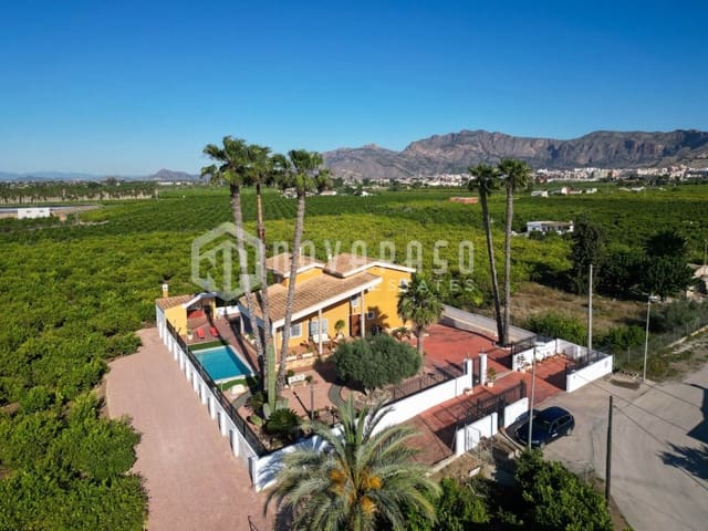 5 soveværelse Finca/Landehus til salg i Desamparados - Hurchillo - Torremendo, Orihuela - € 675.000 (Ref: 9972999)