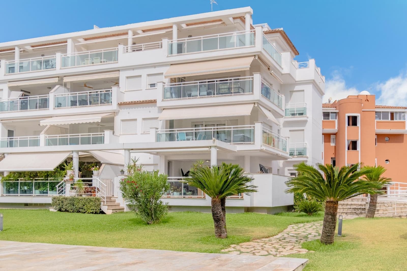 3 soverom Leilighet til salgs i Denia med svømmebasseng garasje - € 435 000 (Ref: 10004142)