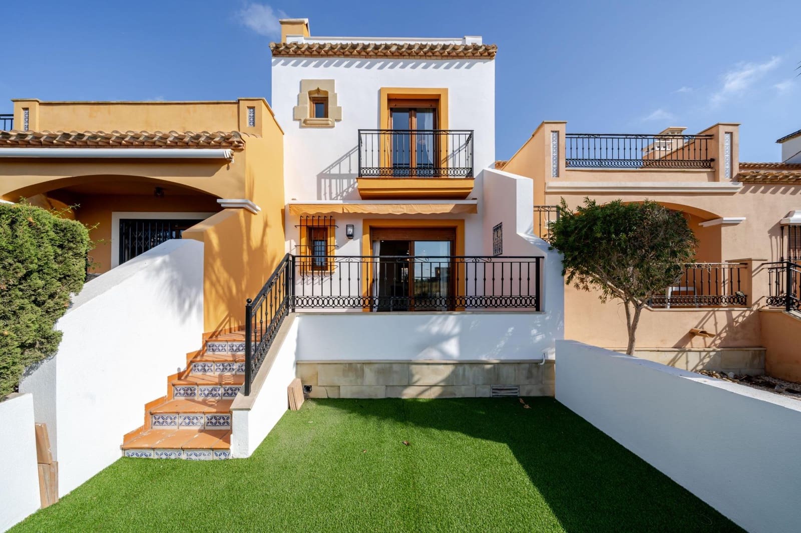 2 Zimmer Apartment zu verkaufen in Algorfa mit Pool - 269.900 € (Ref: 10011649)