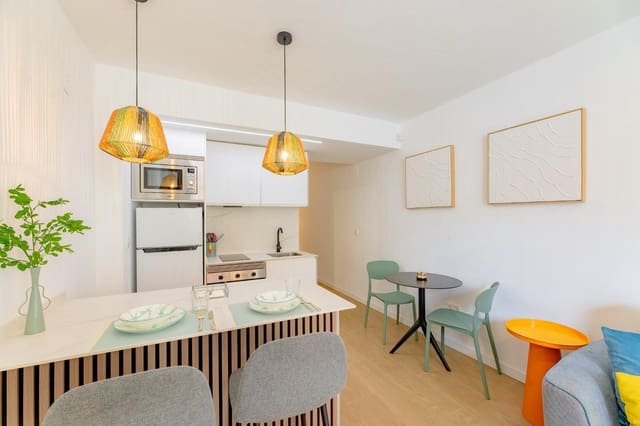 Ático de 1 habitación en Pueblo, Calpe / Calp en alquiler - 1.100 € (Ref: 10059441)