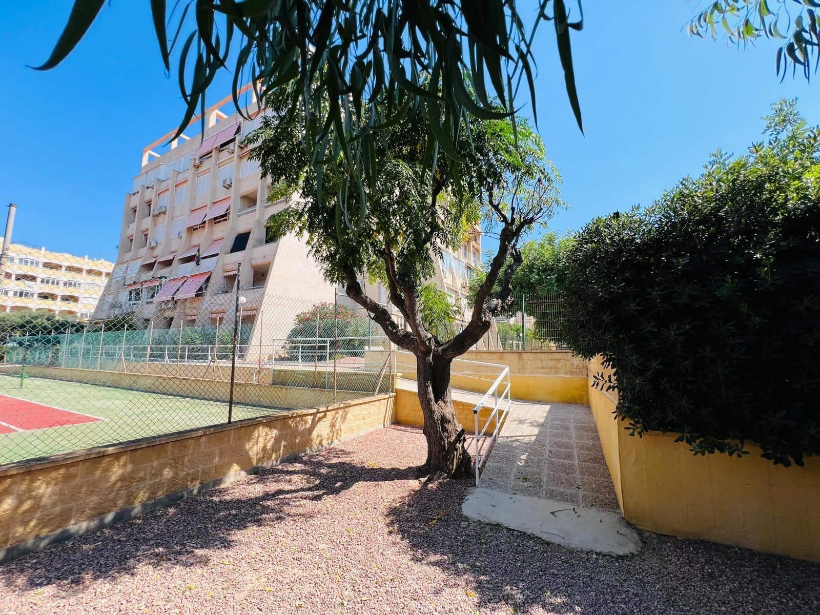 1 camera da letto Appartamento in vendita in Torrevieja con piscina - 99.000 € (Rif: 10098367)