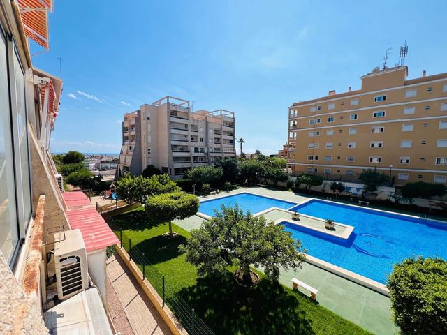 1 soverom Leilighet til salgs i Torreblanca, Torrevieja med svømmebasseng - € 99 000 (Ref: 10098367)