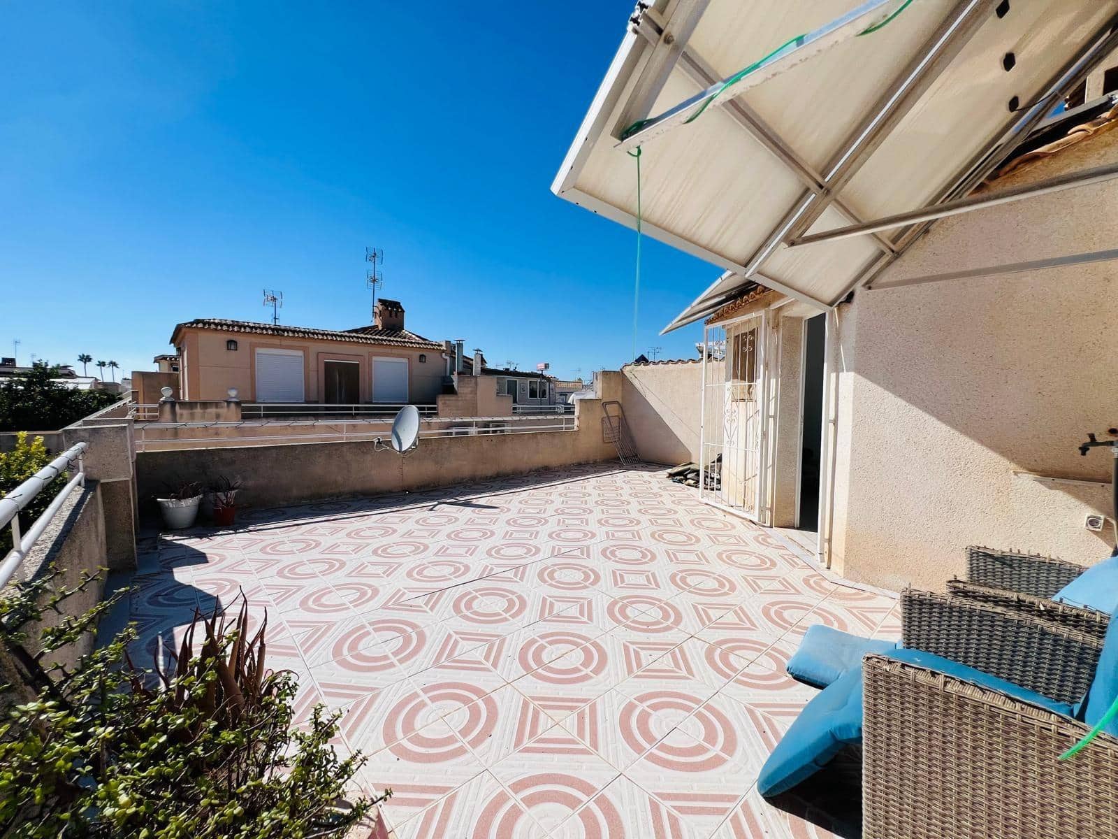 2 sypialnia Dom szeregowy na sprzedaż w Torrevieja z basenem - 159 000 € (Ref: 10109923)