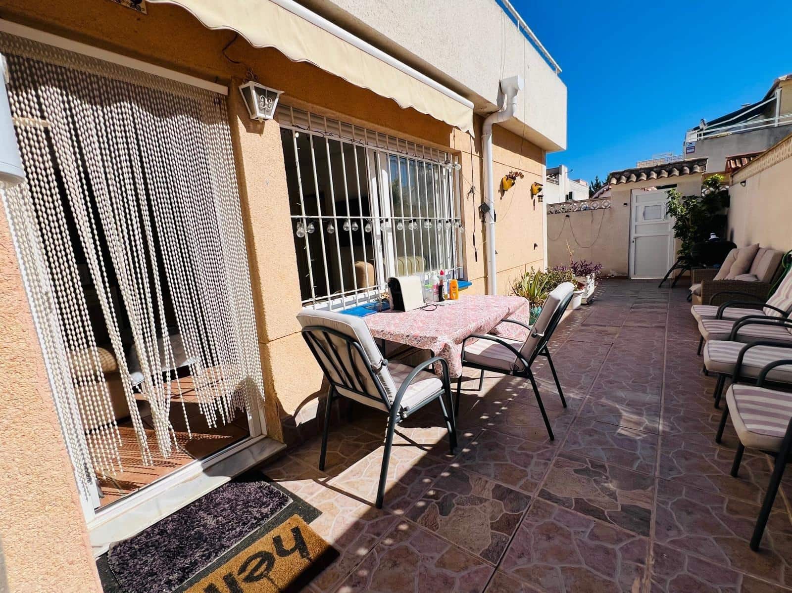 2 sypialnia Dom szeregowy na sprzedaż w Torrevieja z basenem - 159 000 € (Ref: 10109923)