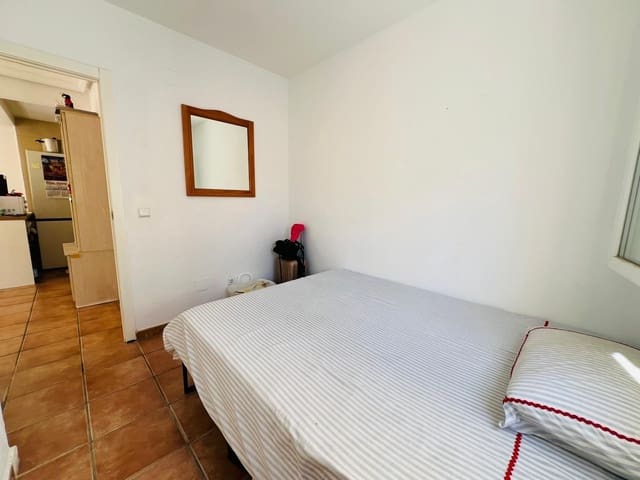 2 makuuhuone Rivitalo myytävänä paikassa Torrevieja mukana uima-altaan - 159 000 € (Ref: 10109923)