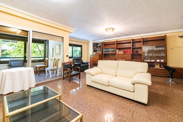 3 quarto Apartamento para venda em La Gran Via, Valência cidade com garagem - 450 000 € (Ref: 10109925)