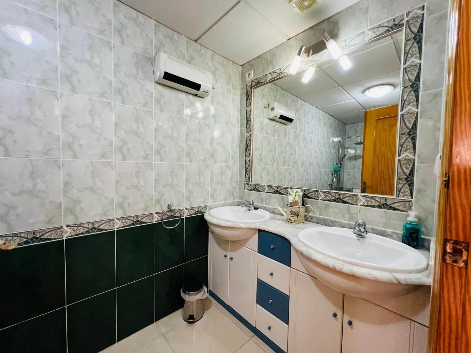 3 sypialnia Dom szeregowy na sprzedaż w Playa Flamenca z basenem garażem - 220 000 € (Ref: 10120159)