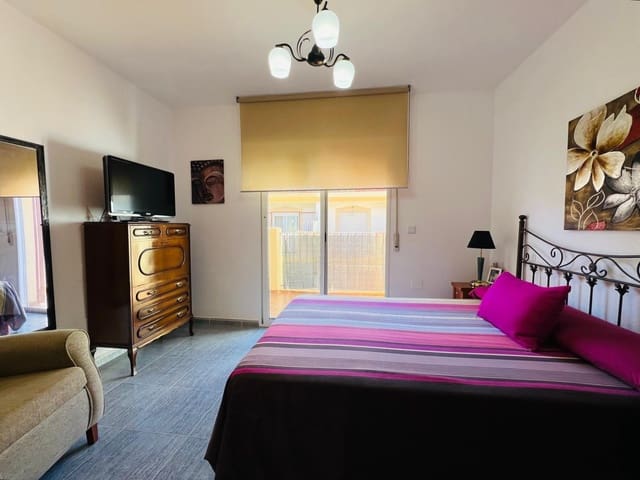 3 sypialnia Dom szeregowy na sprzedaż w Playa Flamenca, Orihuela z basenem - 200 000 € (Ref: 10120160)