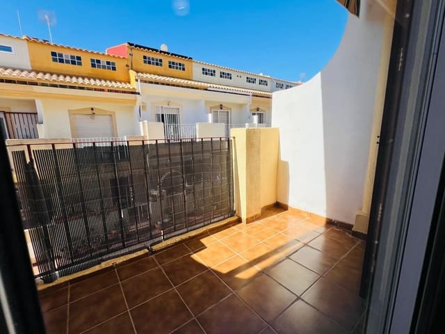 3 sypialnia Dom szeregowy na sprzedaż w Playa Flamenca, Orihuela z basenem - 200 000 € (Ref: 10120160)