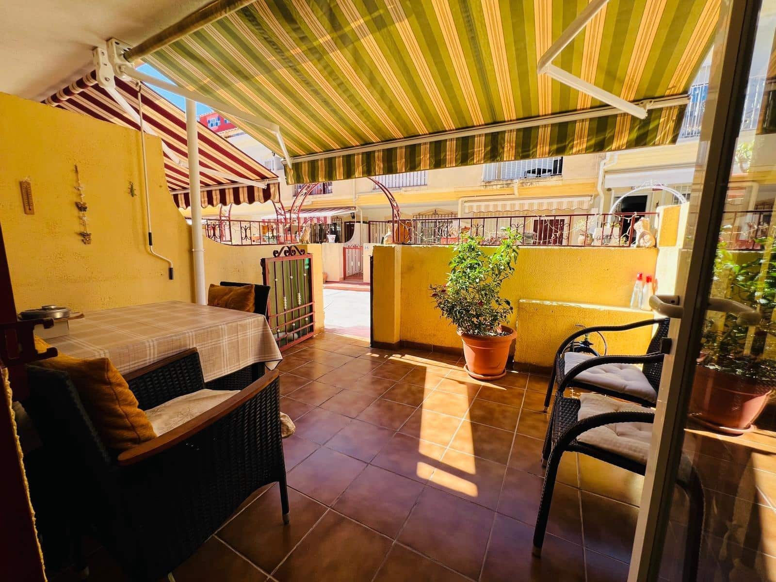3 sypialnia Dom szeregowy na sprzedaż w Playa Flamenca z basenem - 200 000 € (Ref: 10120160)