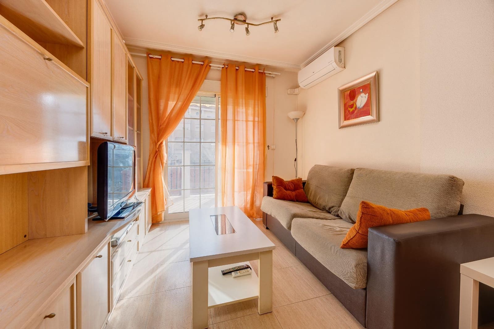 3 bedroom Flat for sale in Torrevieja - € 165,000 (Ref: 10129389)