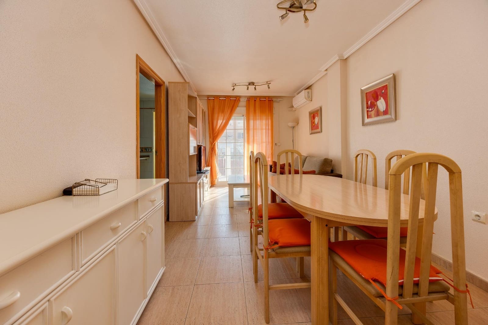 3 bedroom Flat for sale in Torrevieja - € 165,000 (Ref: 10129389)