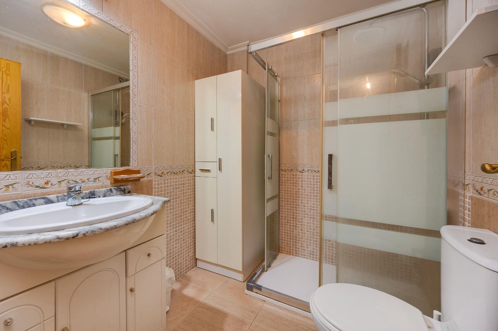 3 bedroom Flat for sale in Torrevieja - € 165,000 (Ref: 10129389)