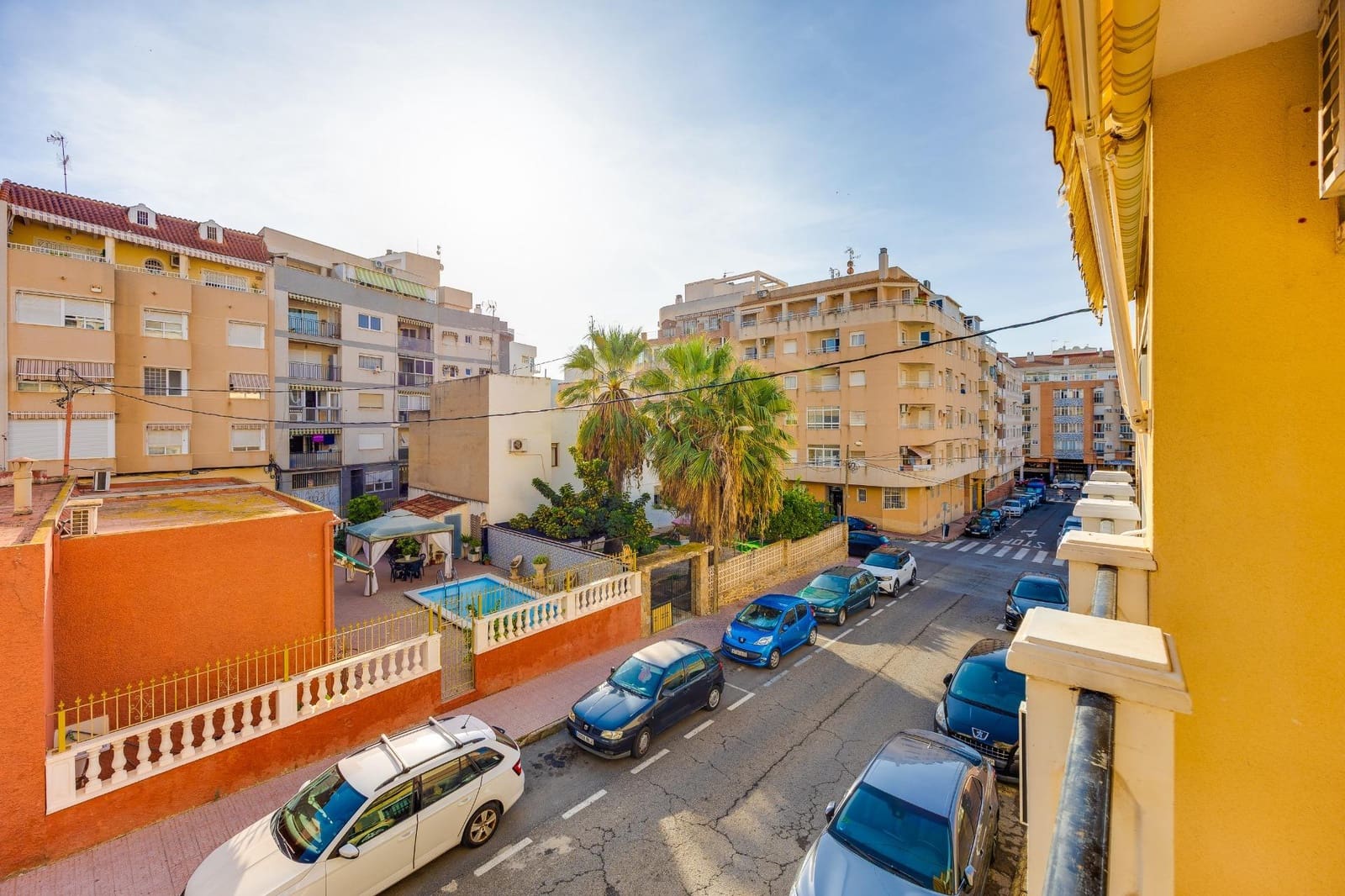 3 bedroom Flat for sale in Torrevieja - € 165,000 (Ref: 10129389)