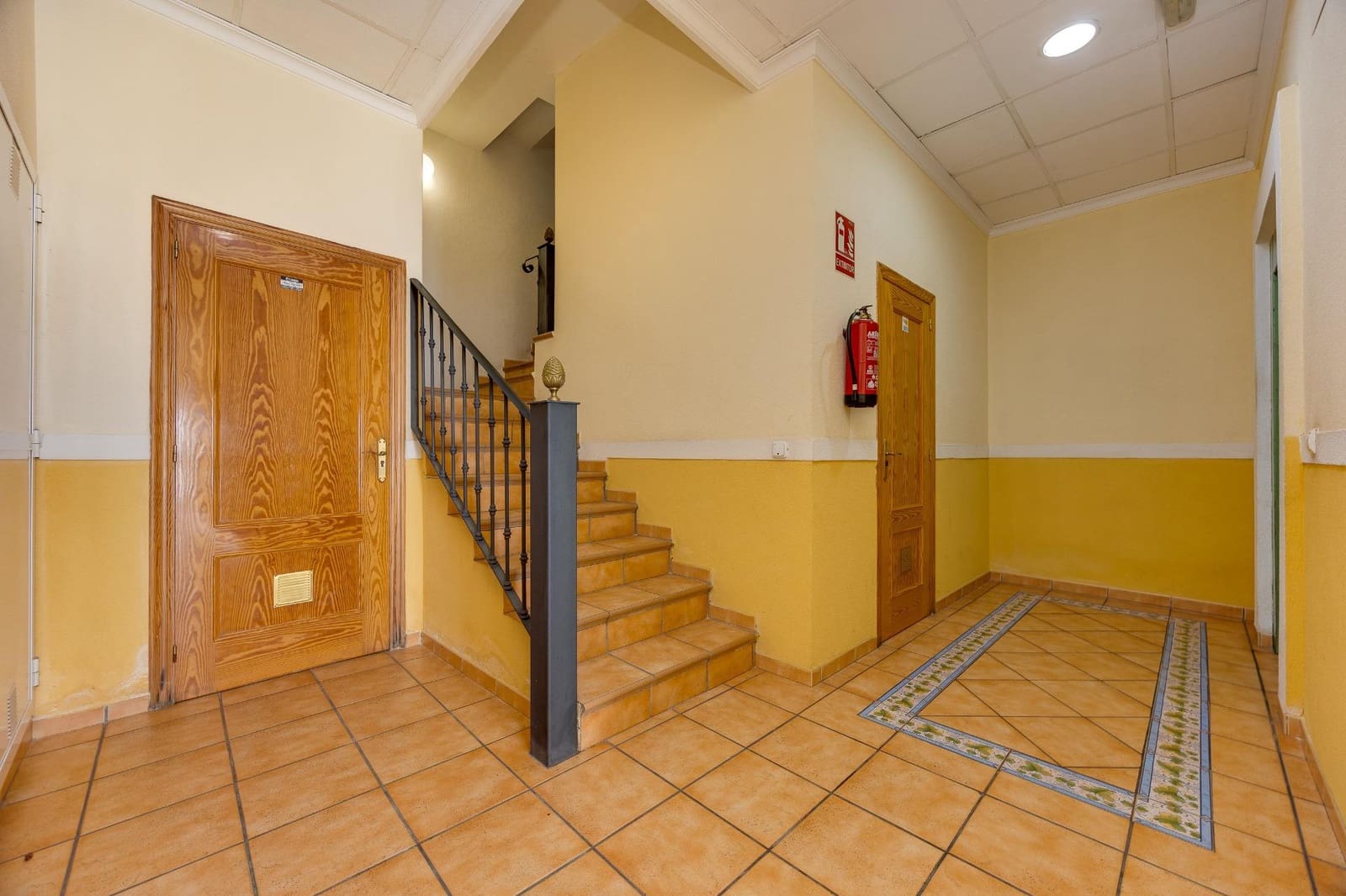 3 bedroom Flat for sale in Torrevieja - € 165,000 (Ref: 10129389)