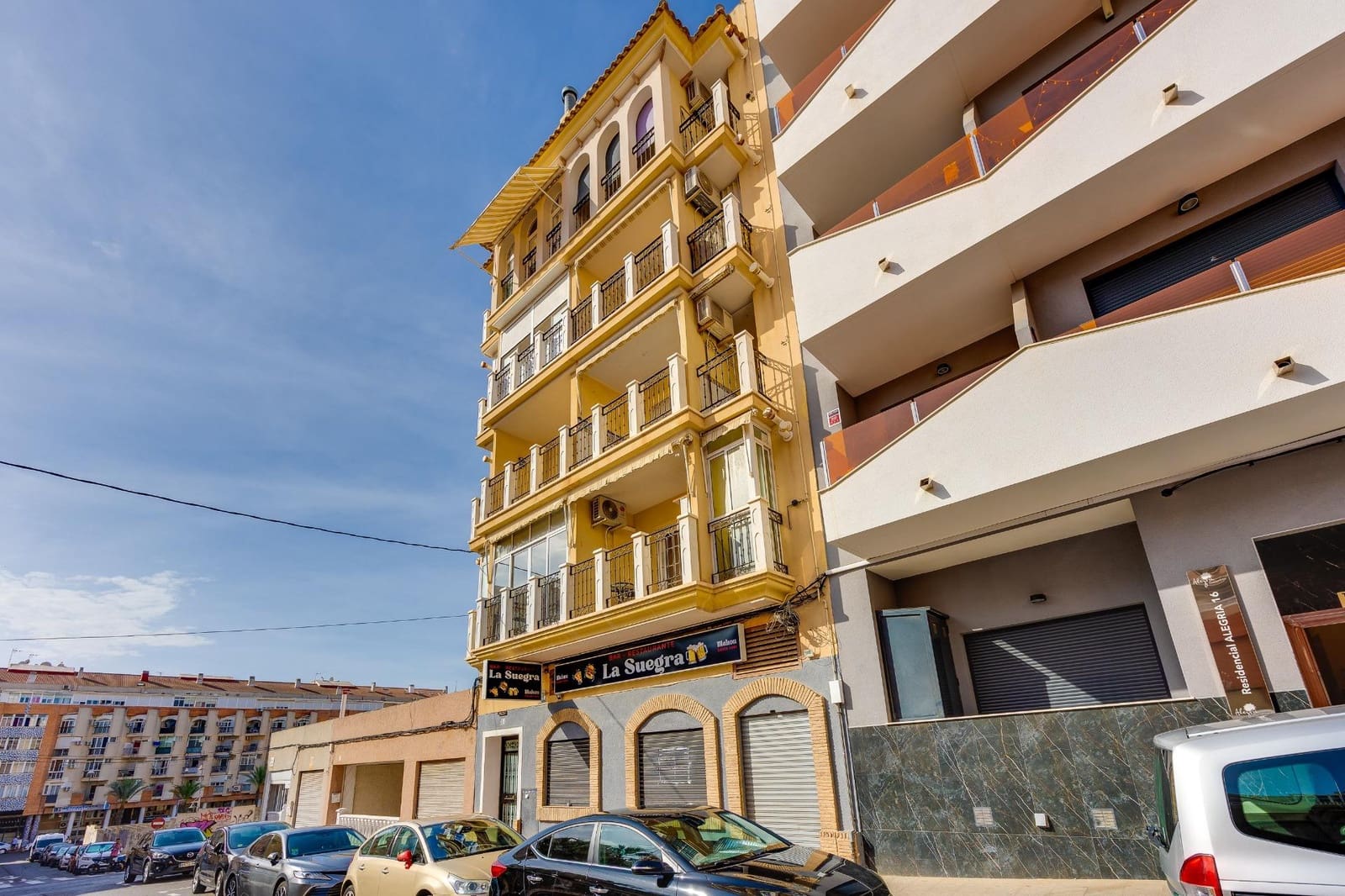 3 bedroom Flat for sale in Torrevieja - € 165,000 (Ref: 10129389)