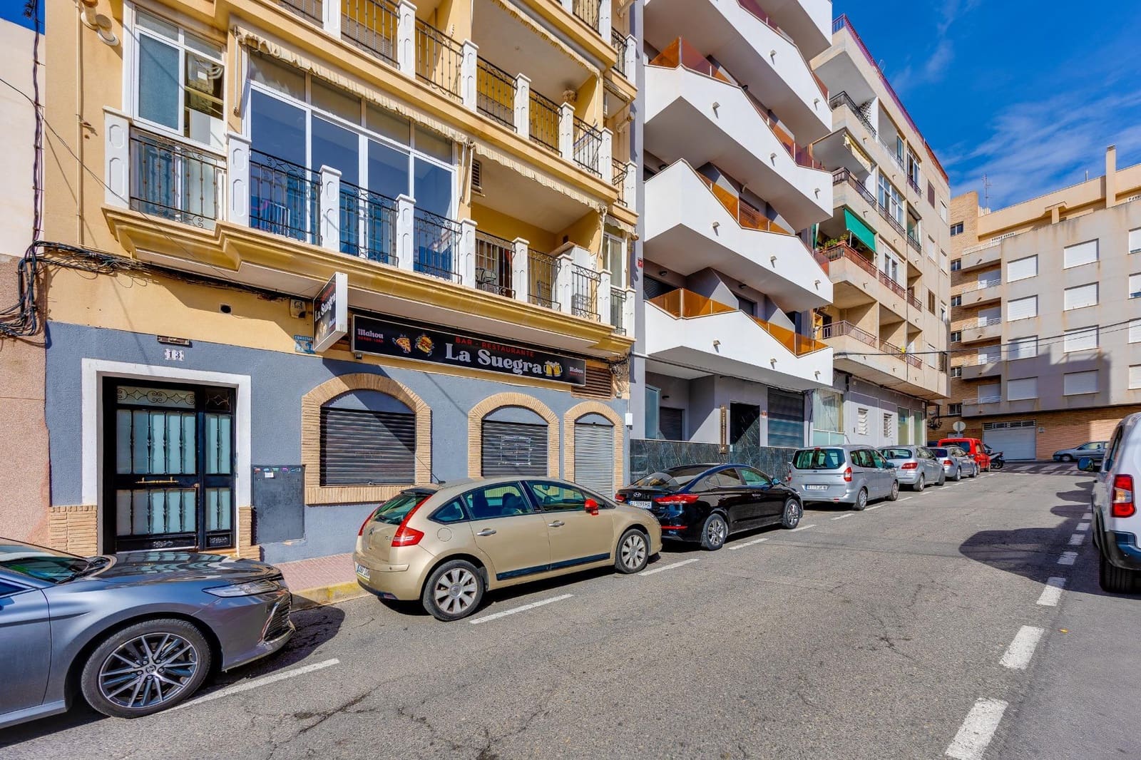 3 bedroom Flat for sale in Torrevieja - € 165,000 (Ref: 10129389)