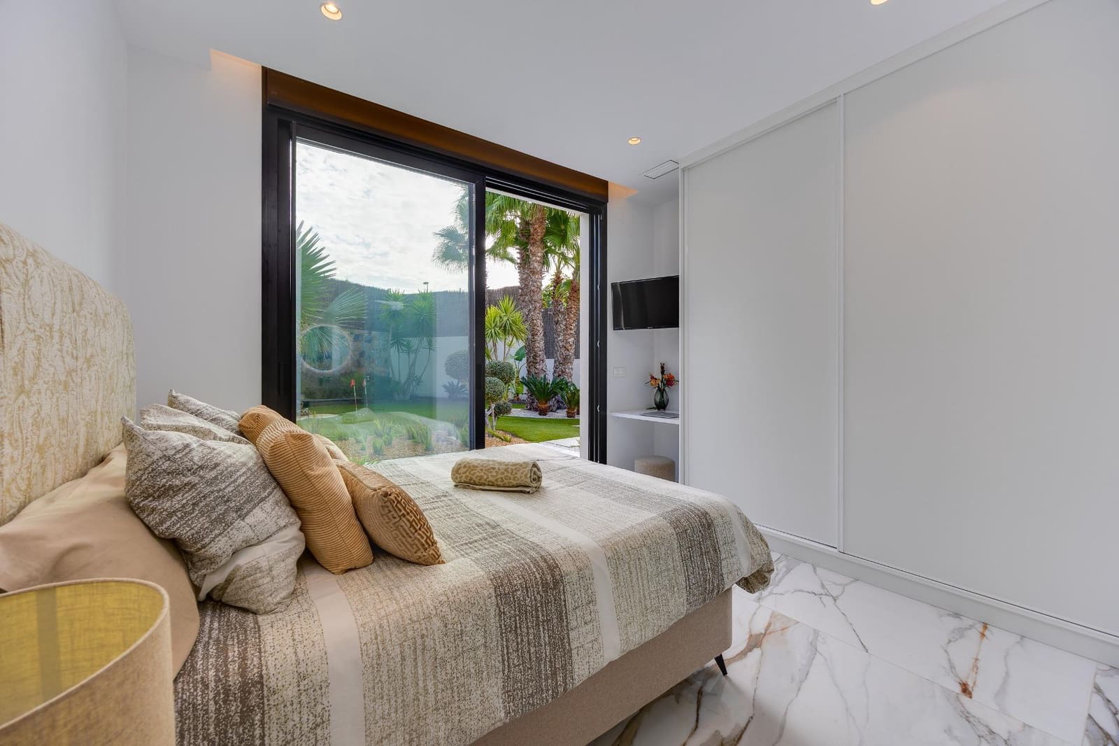 4 bedroom Villa for sale in Las Colinas Golf with pool garage - € 2,600,000 (Ref: 10131841)
