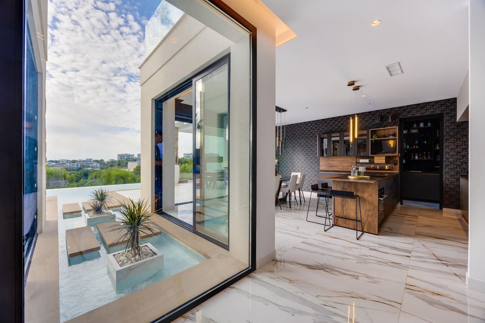 4 bedroom Villa for sale in Las Colinas Golf with pool garage - € 2,600,000 (Ref: 10131841)