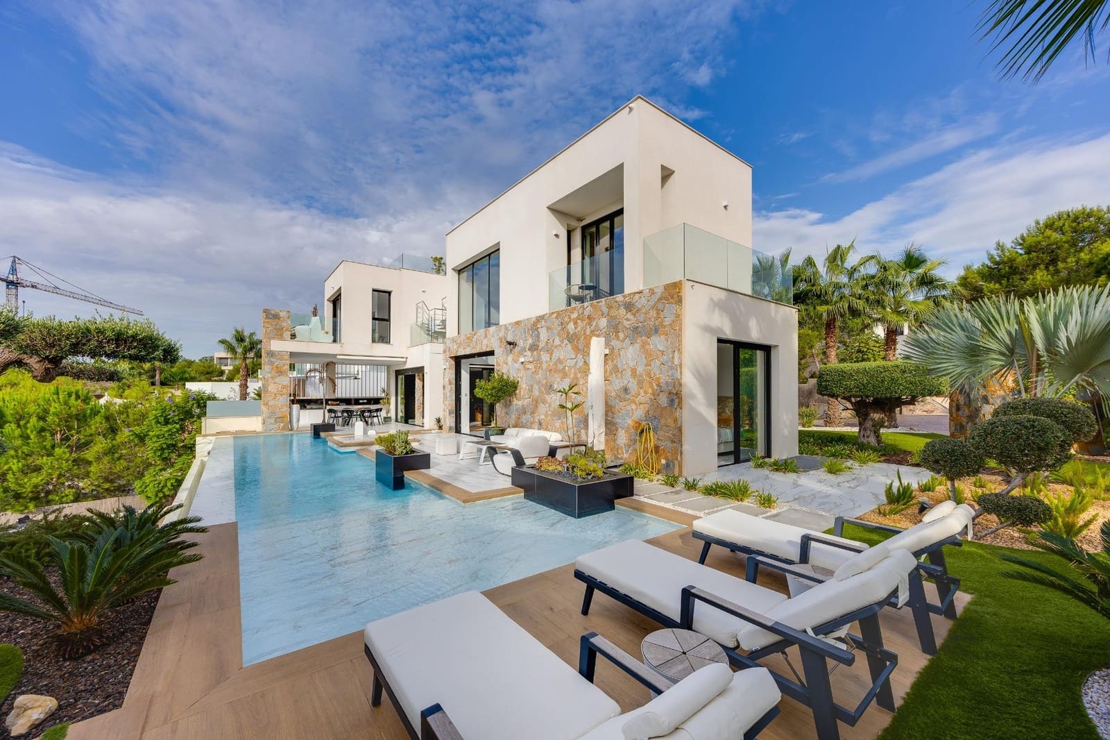 4 bedroom Villa for sale in Las Colinas Golf with pool garage - € 2,600,000 (Ref: 10131841)