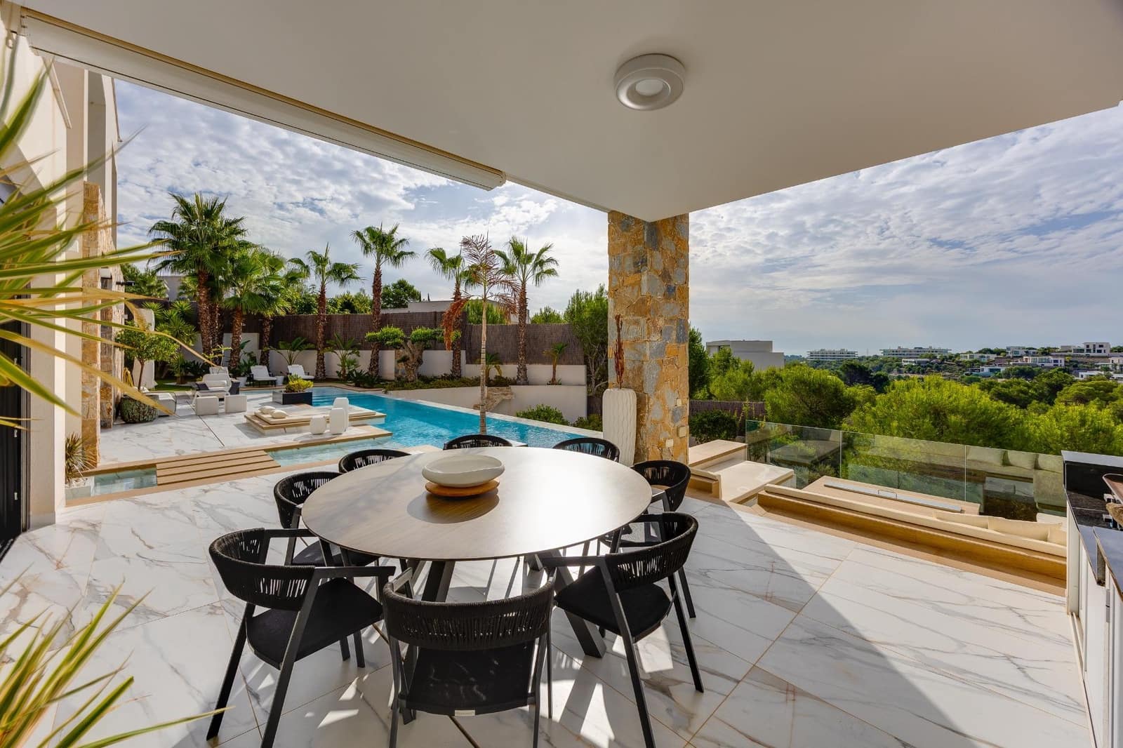 4 bedroom Villa for sale in Las Colinas Golf with pool garage - € 2,600,000 (Ref: 10131841)