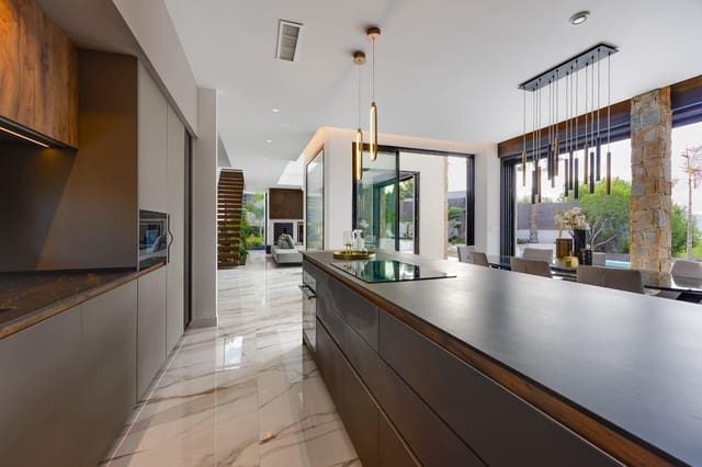 4 bedroom Villa for sale in Las Colinas Golf, Orihuela with pool garage - € 2,600,000 (Ref: 10131841)