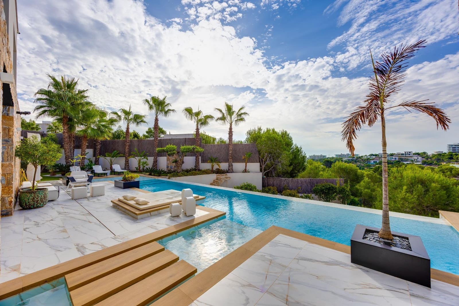 4 bedroom Villa for sale in Las Colinas Golf with pool garage - € 2,600,000 (Ref: 10131841)