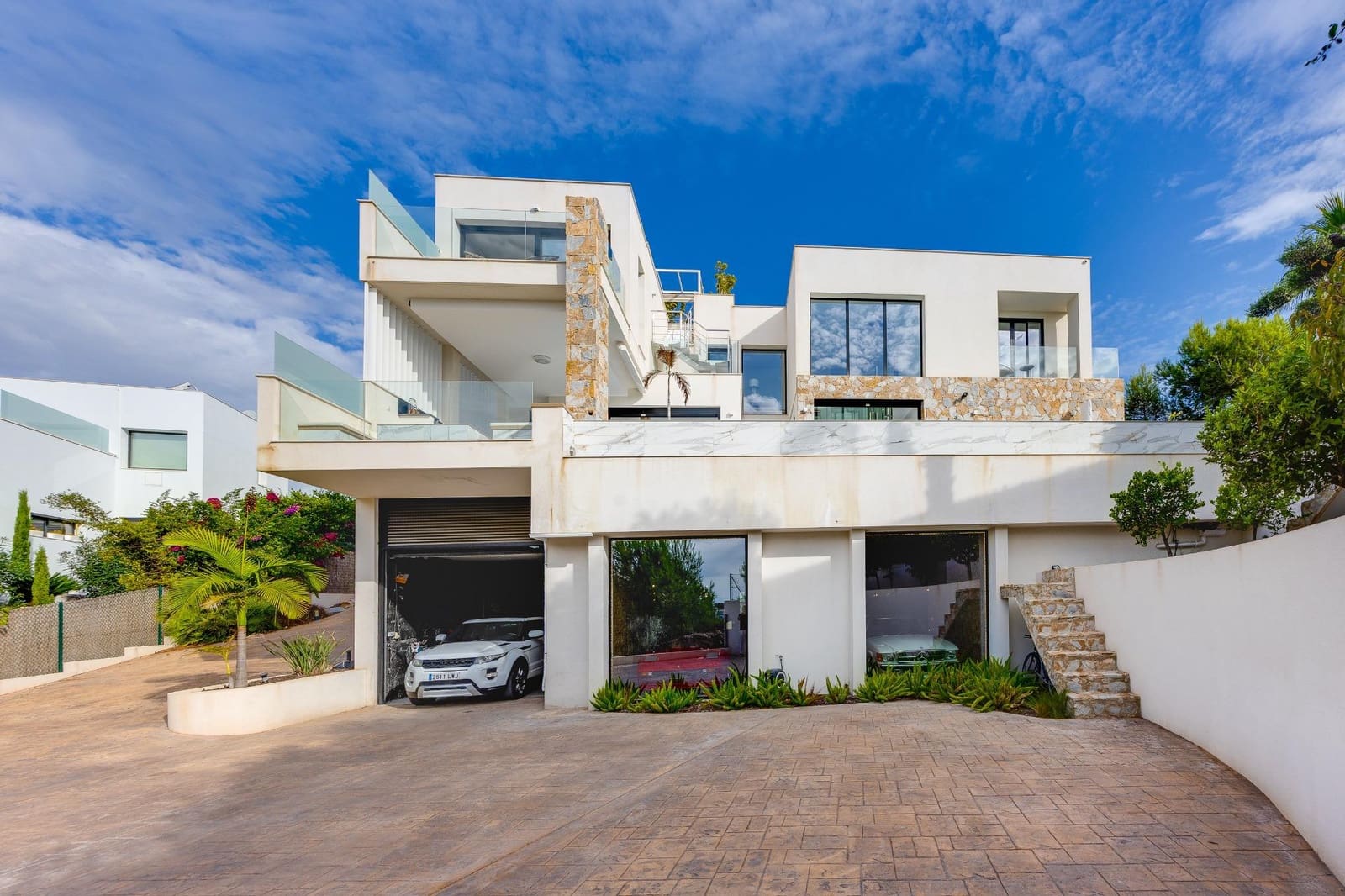 4 bedroom Villa for sale in Las Colinas Golf with pool garage - € 2,600,000 (Ref: 10131841)