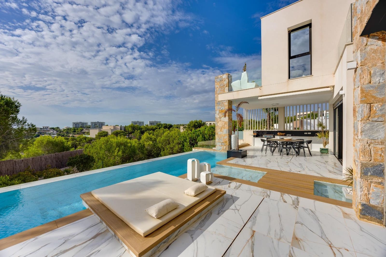 4 bedroom Villa for sale in Las Colinas Golf with pool garage - € 2,600,000 (Ref: 10131841)