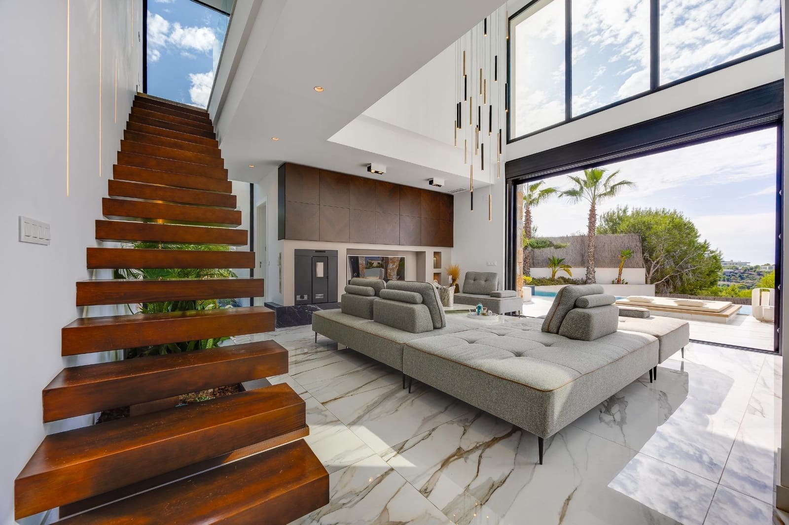 4 bedroom Villa for sale in Las Colinas Golf with pool garage - € 2,600,000 (Ref: 10131841)