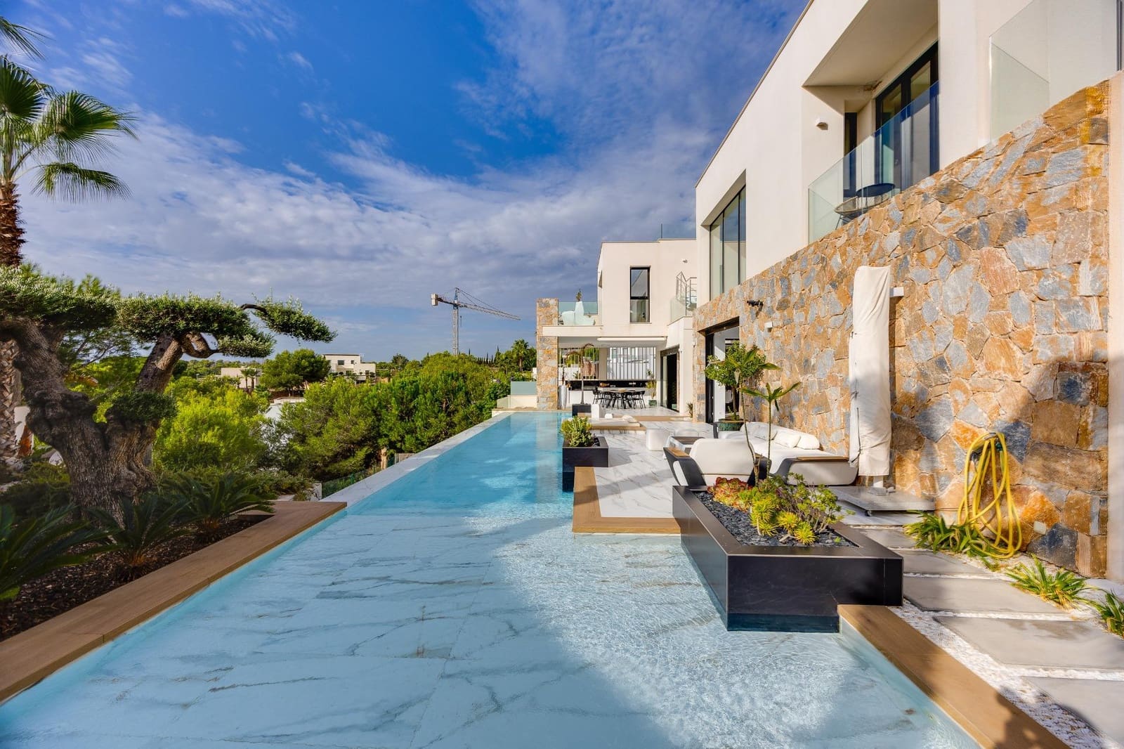 4 bedroom Villa for sale in Las Colinas Golf with pool garage - € 2,600,000 (Ref: 10131841)