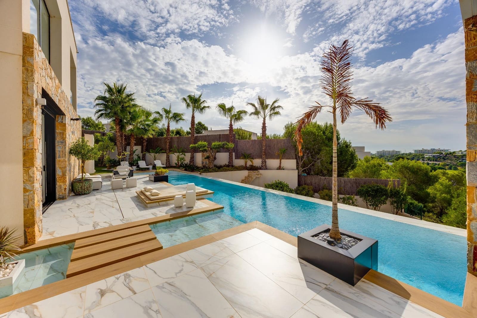 4 bedroom Villa for sale in Las Colinas Golf with pool garage - € 2,600,000 (Ref: 10131841)