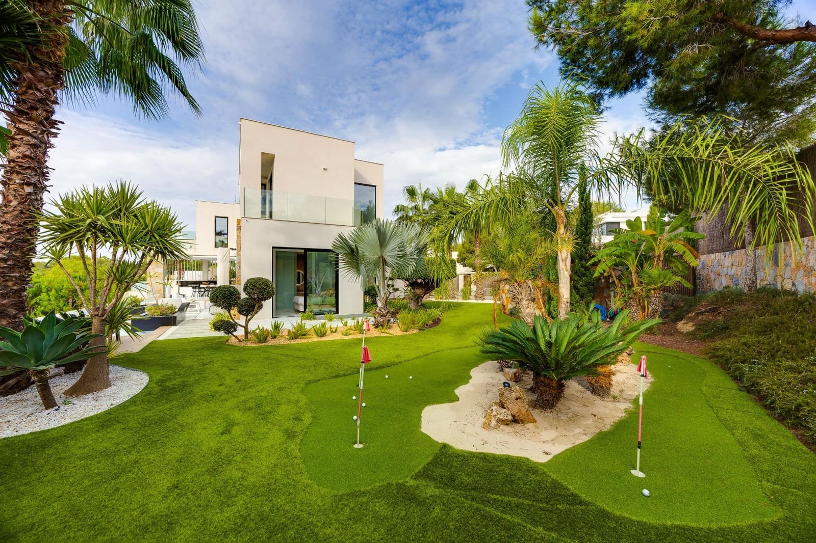 4 bedroom Villa for sale in Las Colinas Golf with pool garage - € 2,600,000 (Ref: 10131841)