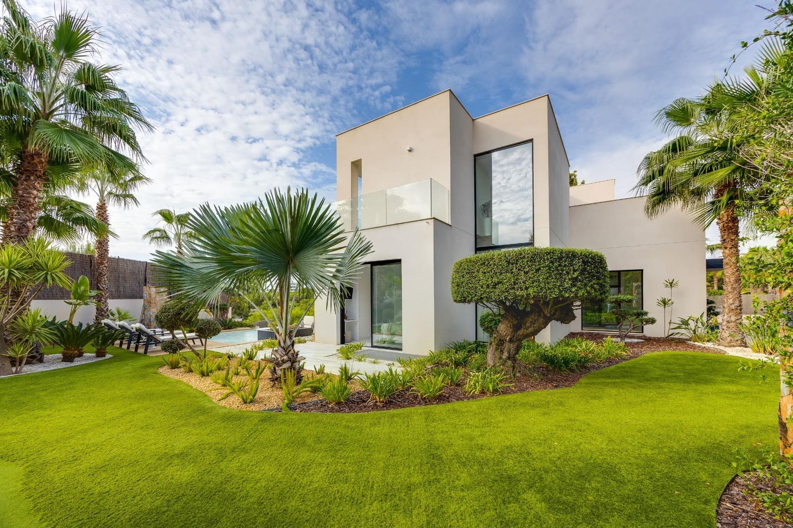 4 bedroom Villa for sale in Las Colinas Golf with pool garage - € 2,600,000 (Ref: 10131841)