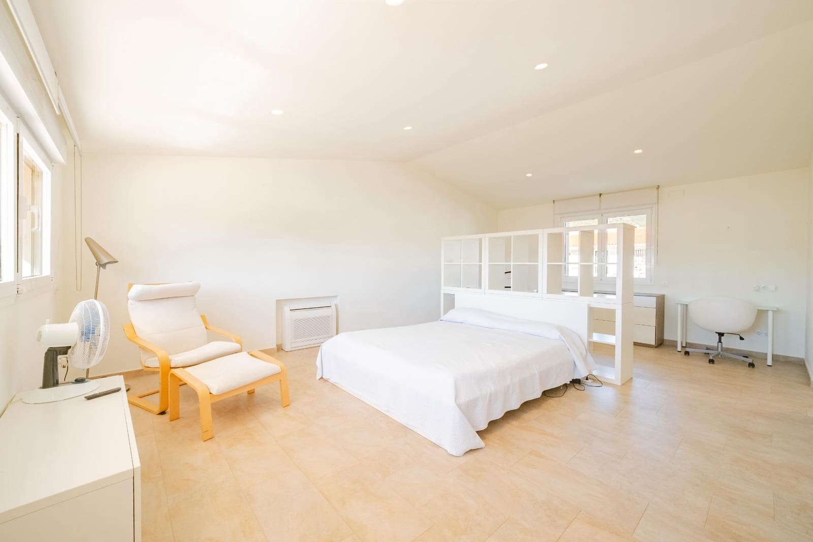 5 soveværelse Villa til salg i Benicassim med swimmingpool garage - € 970.000 (Ref: 10136292)