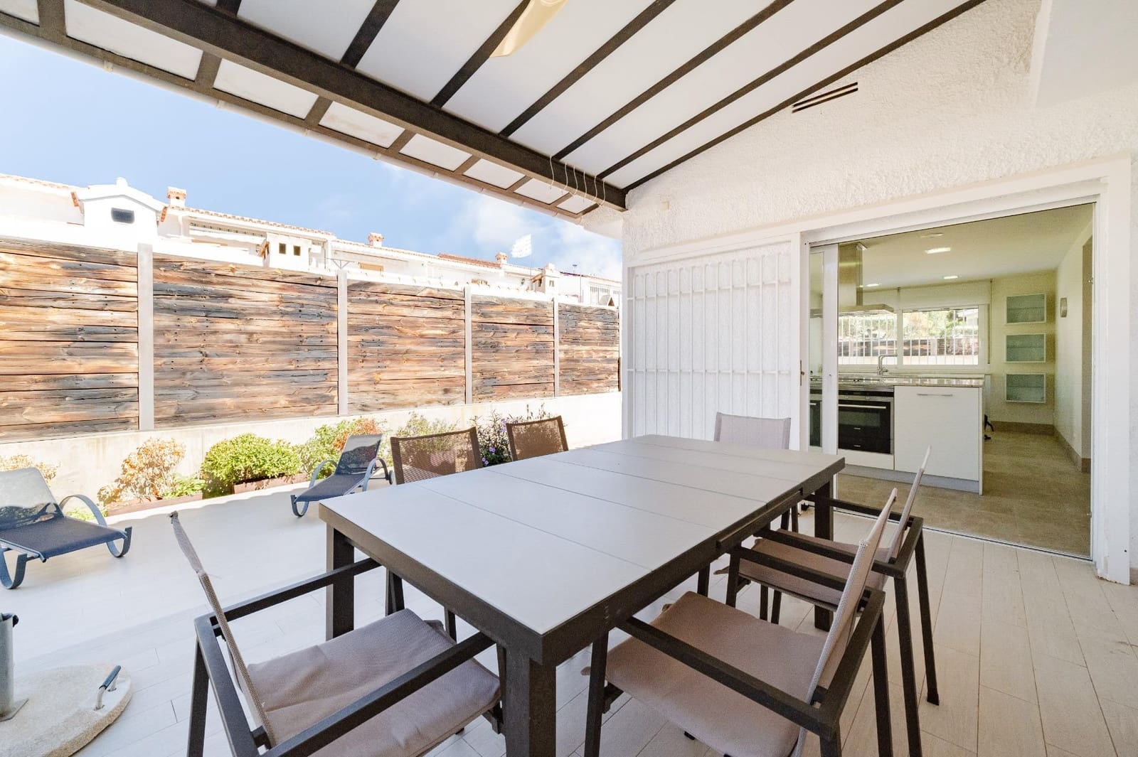 5 soveværelse Villa til salg i Benicassim med swimmingpool garage - € 970.000 (Ref: 10136292)