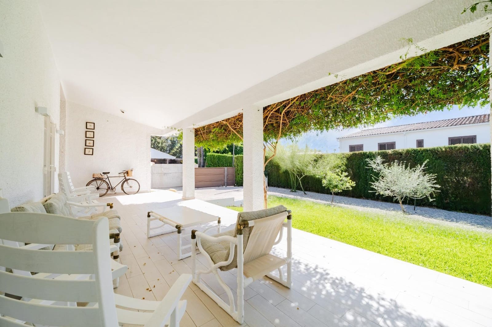 5 soveværelse Villa til salg i Benicassim med swimmingpool garage - € 970.000 (Ref: 10136292)