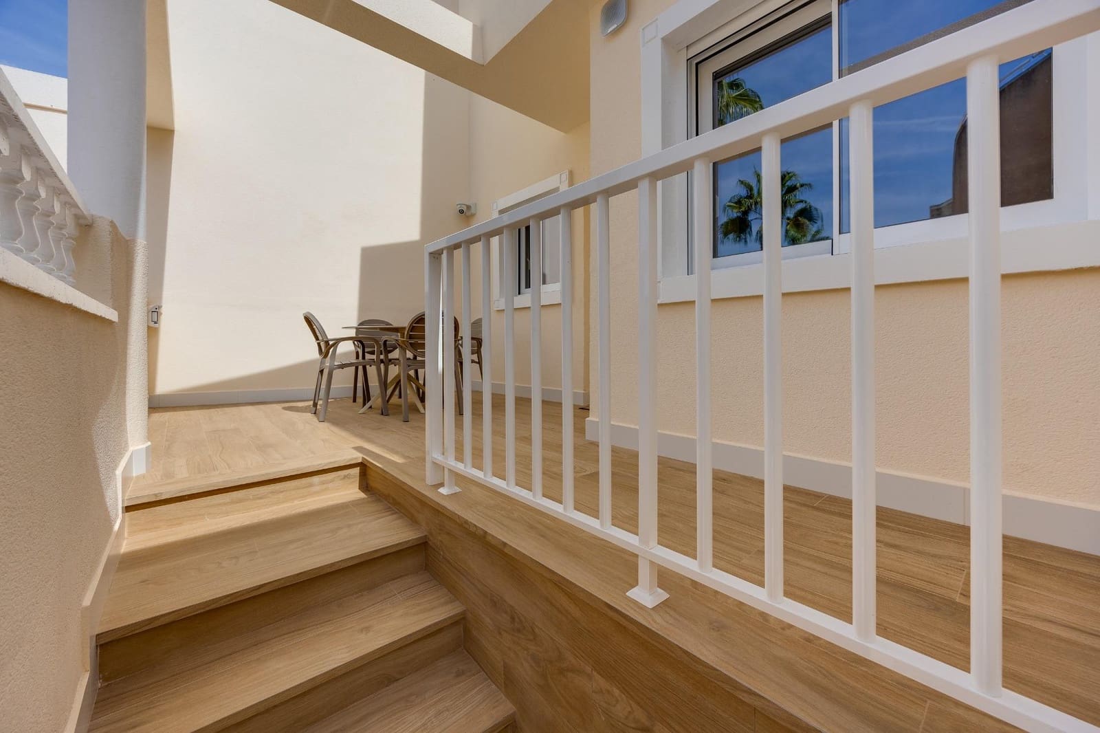 2 slaapkamer Rijtjeshuis te koop in Guardamar del Segura met zwembad - € 280.000 (Ref: 10139943)