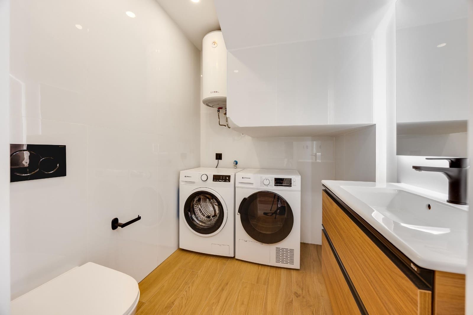 2 slaapkamer Rijtjeshuis te koop in Guardamar del Segura met zwembad - € 280.000 (Ref: 10139943)