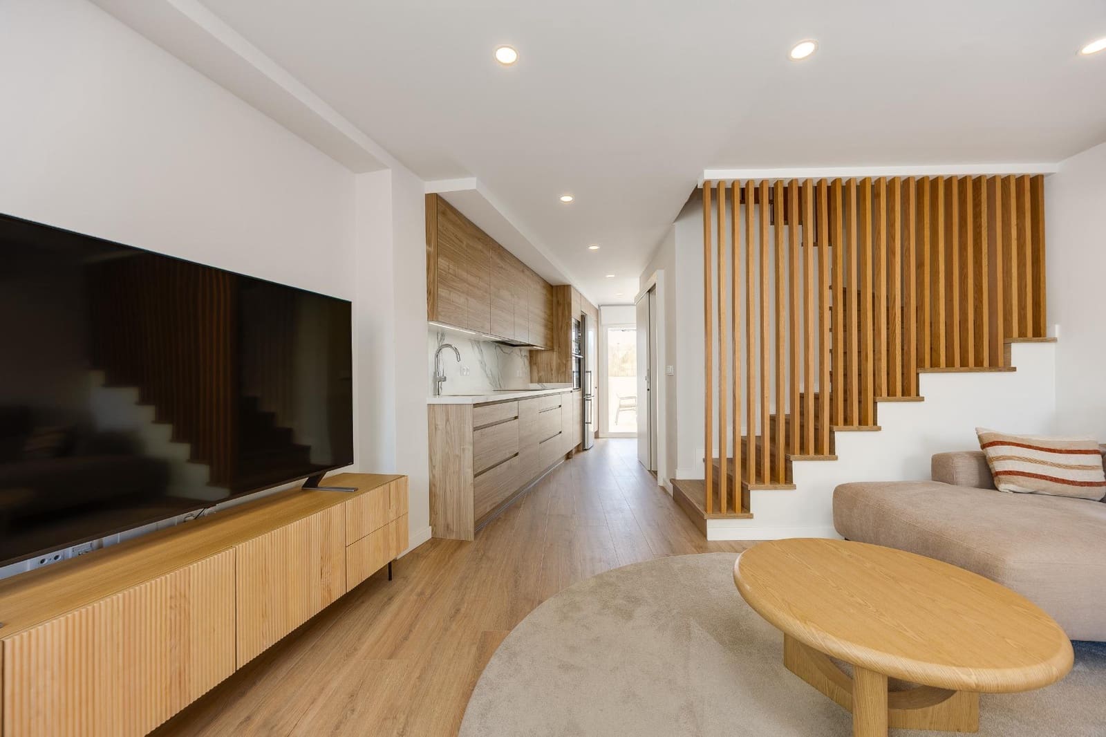 2 slaapkamer Rijtjeshuis te koop in Guardamar del Segura met zwembad - € 280.000 (Ref: 10139943)