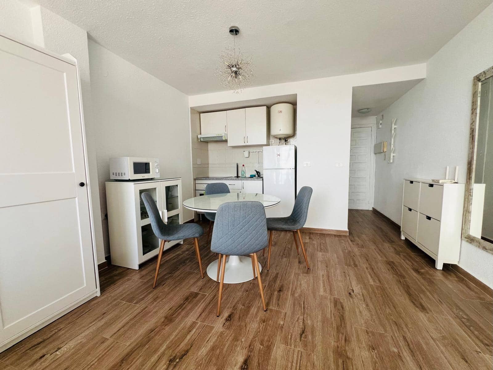 1 slaapkamer Studio te koop in Torrevieja met zwembad - € 125.000 (Ref: 10139944)